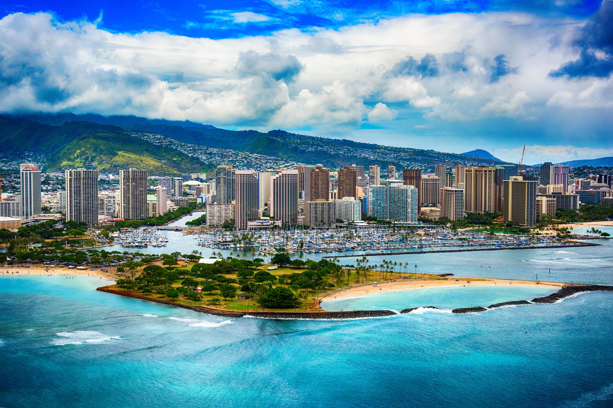 Skyline of Honolulu - Hawaii